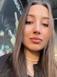 ICrazyOneIRL webcam model stream image