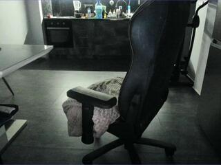 Andrew Bong webcam model stream image