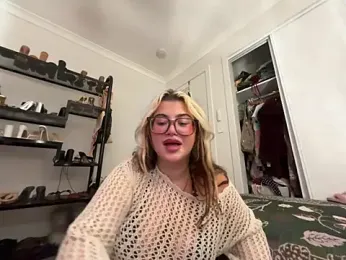 luckygigi webcam model stream image