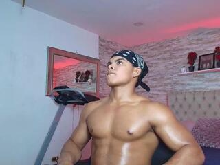 Bruce Stroud webcam model stream image