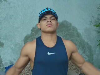 Bruce Stroud webcam model stream image