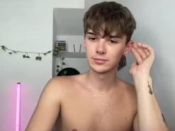 yoursweetyguy webcam model stream image