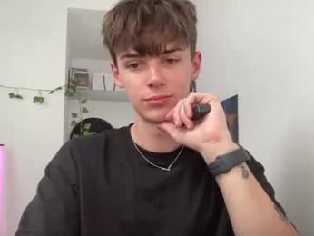 yoursweetyguy webcam model stream image