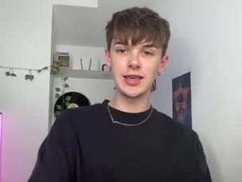 yoursweetyguy webcam model stream image