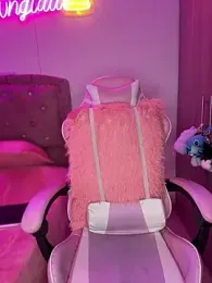 Yovng___Lau webcam model stream image