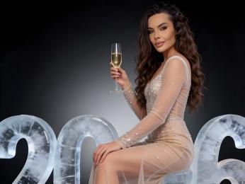 InesMoore webcam model stream image