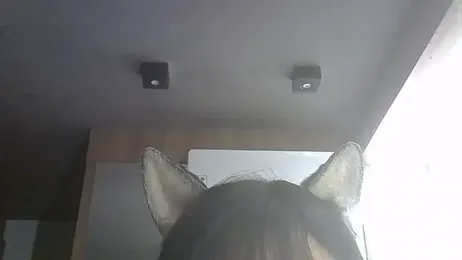 SkinnyKitten webcam model stream image