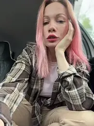 LavenderHot webcam model stream image