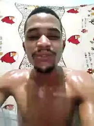 LATREL22ctmtrs webcam model stream image