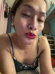 RomanticPearlTS webcam model stream image