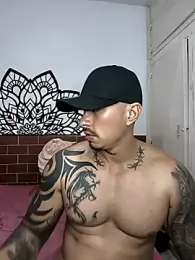 black_dmon webcam model stream image