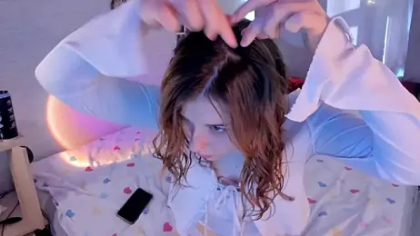 YunaPeace webcam model stream image