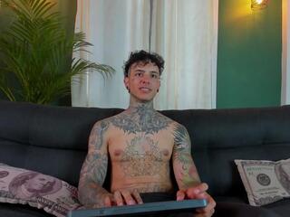 Aaron Ford webcam model stream image