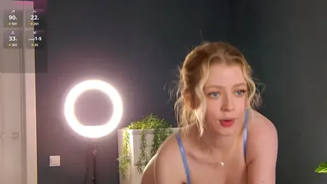 Mozaly webcam stripchat model stream image