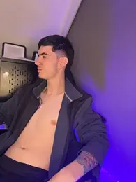Maison_Laurent_x webcam stripchat model stream image