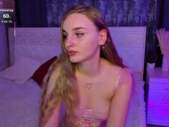 AliceStacy webcam bongacams model stream image