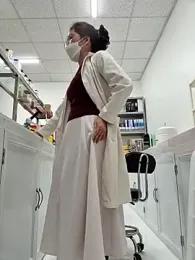 HinaLovely webcam model stream image