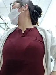 HinaLovely webcam model stream image