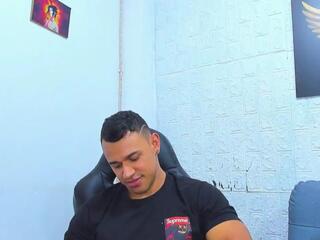 Aaron Velour webcam model stream image