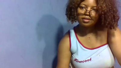 Rossanah webcam model stream image