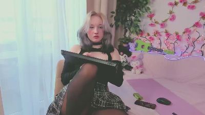 KendaLavole webcam model stream image