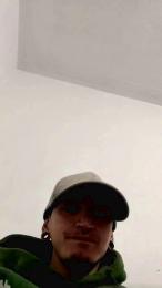 Crewking98 webcam model stream image