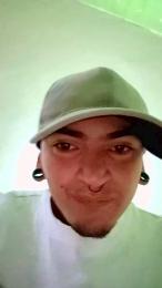 Crewking98 webcam cam4 model stream image