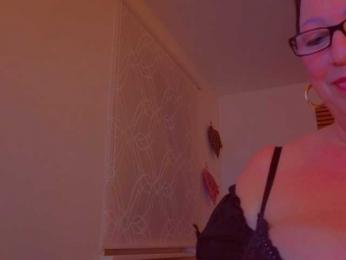 Connyat99 webcam bongacams model stream image