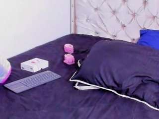 andrew-wolf webcam model stream image