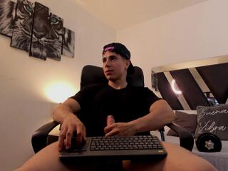 Teo Cooper webcam model stream image