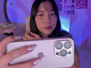 bubble-gum webcam model stream image