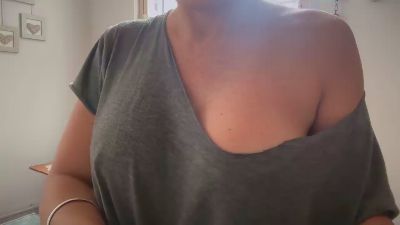 SoyRebbecag webcam model stream image