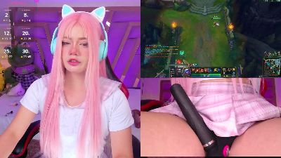 LilaPop_ webcam model stream image