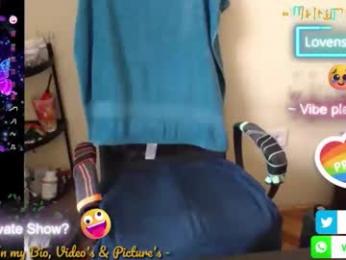 hairyass25yo webcam model stream image