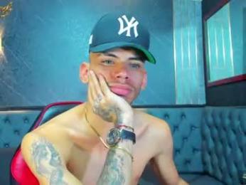edward_24_ webcam model stream image