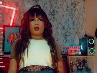 mayka-brunette01 webcam camsoda model stream image