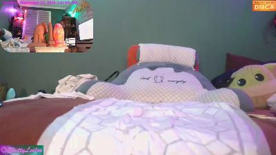 ChienneLilou webcam model stream image