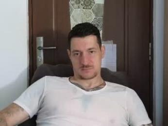 tattooedhunk_ webcam model stream image