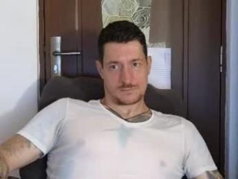 tattooedhunk_ webcam model stream image