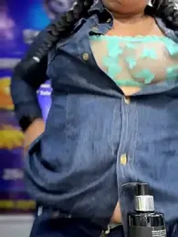 -Mia1 webcam model stream image