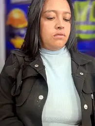 -Mia1 webcam model stream image