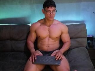 Jones Blaze webcam model stream image