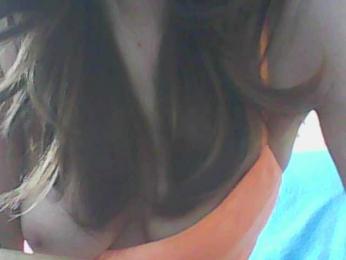 Magiee webcam model stream image