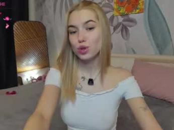 _capybara0_0 webcam chaturbate model stream image