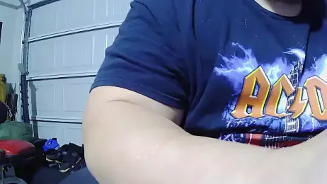 Strong_Bear89 webcam model stream image