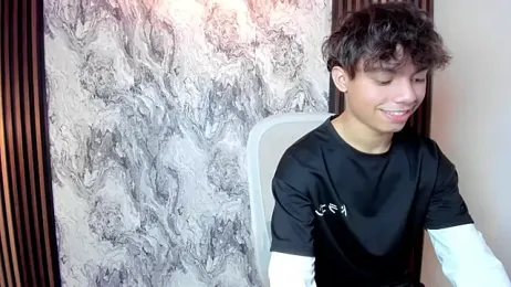 Honeymoon_sariel webcam model stream image