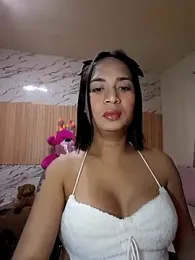 DollyWinter webcam model stream image