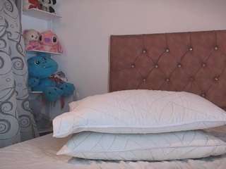 king-lovely-horny webcam model stream image