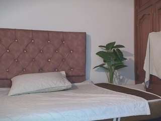 king-lovely-horny webcam model stream image