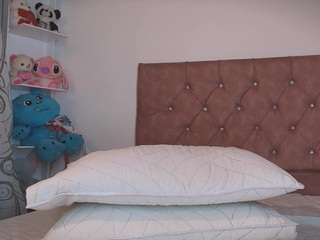 king-lovely-horny webcam model stream image